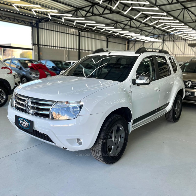 DUSTER 1.6 DYNAMIQUE 4X2 16V FLEX 4P MANUAL - 2014 - CANOAS