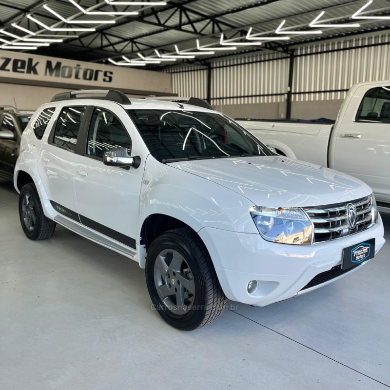 DUSTER 1.6 DYNAMIQUE 4X2 16V FLEX 4P MANUAL - 2014 - CANOAS