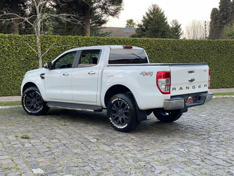 RANGER 3.2 XLT 4X4 CD 20V DIESEL 4P AUTOMÁTICO - 2019 - FARROUPILHA