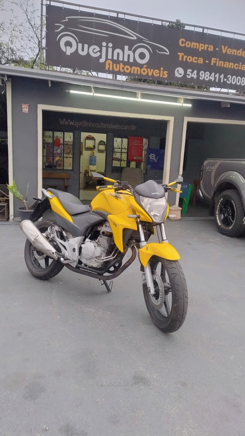 cb 300f twister 2013 caxias do sul