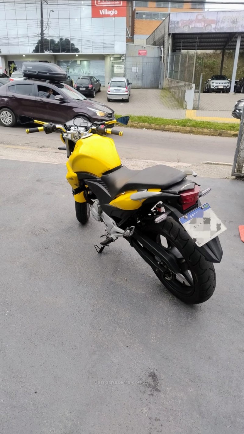 CB 300F TWISTER  - 2013 - CAXIAS DO SUL