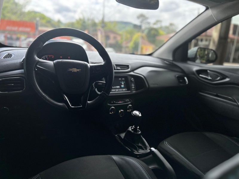 PRISMA 1.4 MPFI LT 8V FLEX 4P MANUAL - 2019 - TRêS COROAS