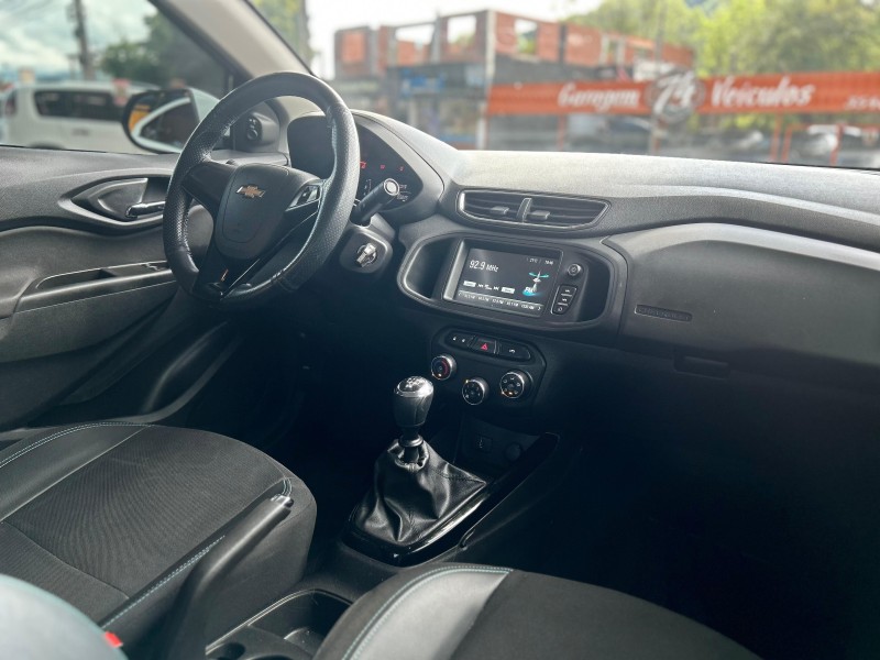 PRISMA 1.4 MPFI LT 8V FLEX 4P MANUAL - 2019 - TRêS COROAS