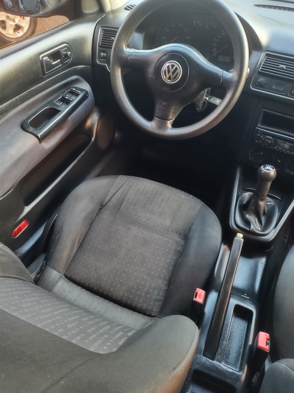 GOLF 2.0 MI SILVER EDITION 8V FLEX 4P MANUAL - 2002 - VALE REAL