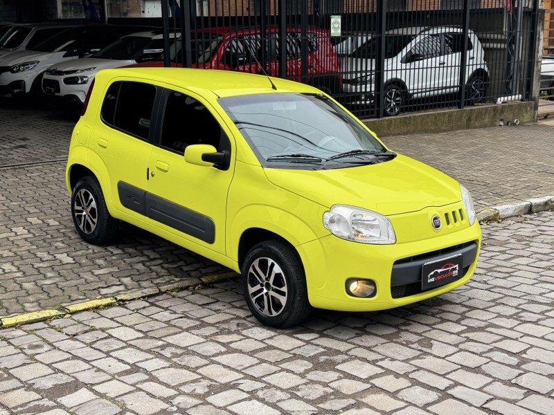 UNO 1.4 EVO ATTRACTIVE 8V FLEX 4P MANUAL - 2011 - CAXIAS DO SUL