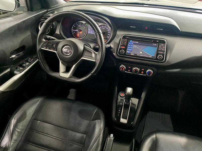 KICKS 1.6 16V FLEX SV 4P XTRONIC - 2018 - LAJEADO