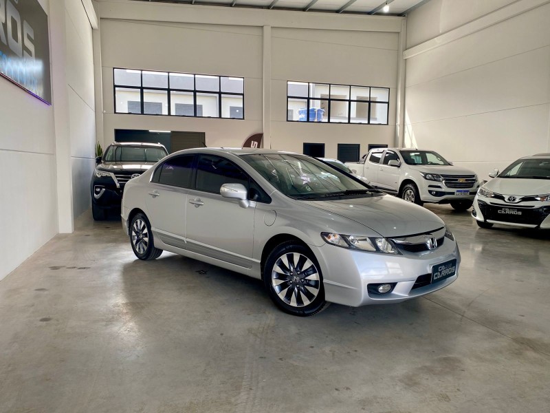 CIVIC 1.8 LXL 16V FLEX 4P AUTOMÁTICO - 2011 - LAJEADO