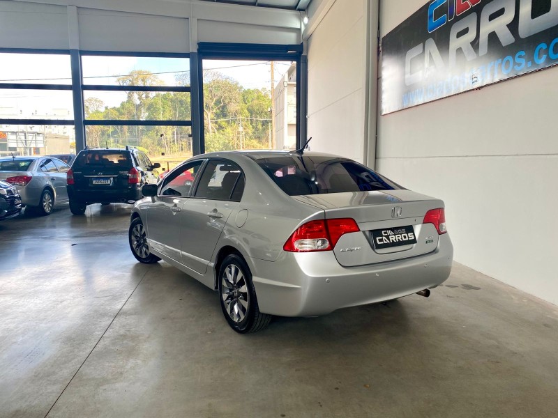 CIVIC 1.8 LXL 16V FLEX 4P AUTOMÁTICO - 2011 - LAJEADO