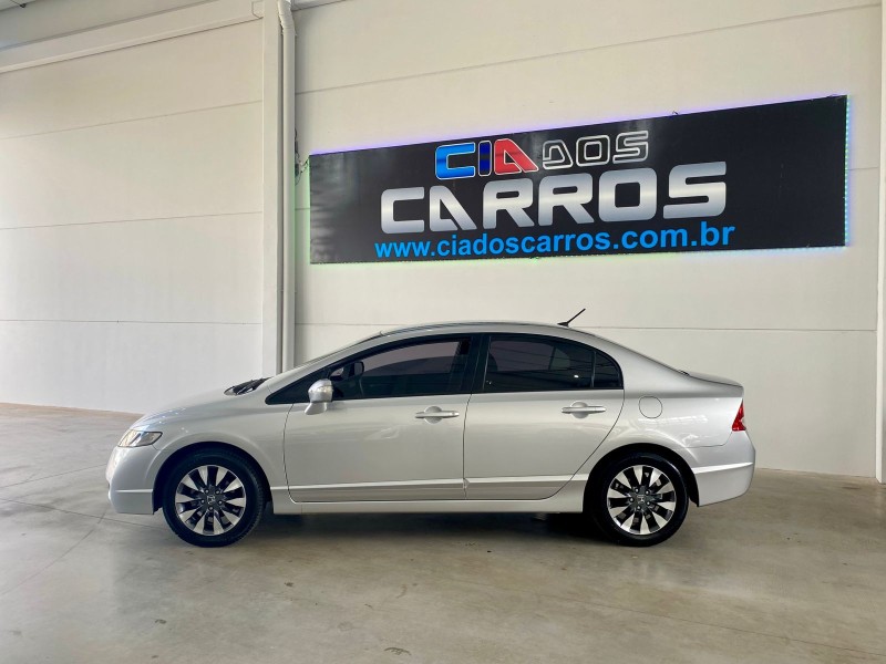 CIVIC 1.8 LXL 16V FLEX 4P AUTOMÁTICO - 2011 - LAJEADO