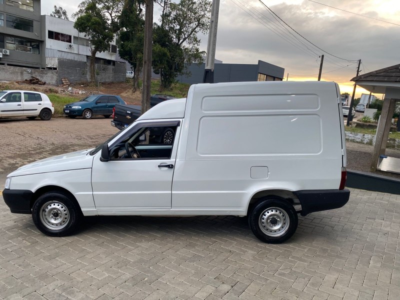 FIORINO 1.3 FURGÃO 8V GASOLINA 2P MANUAL - 2013 - LAJEADO