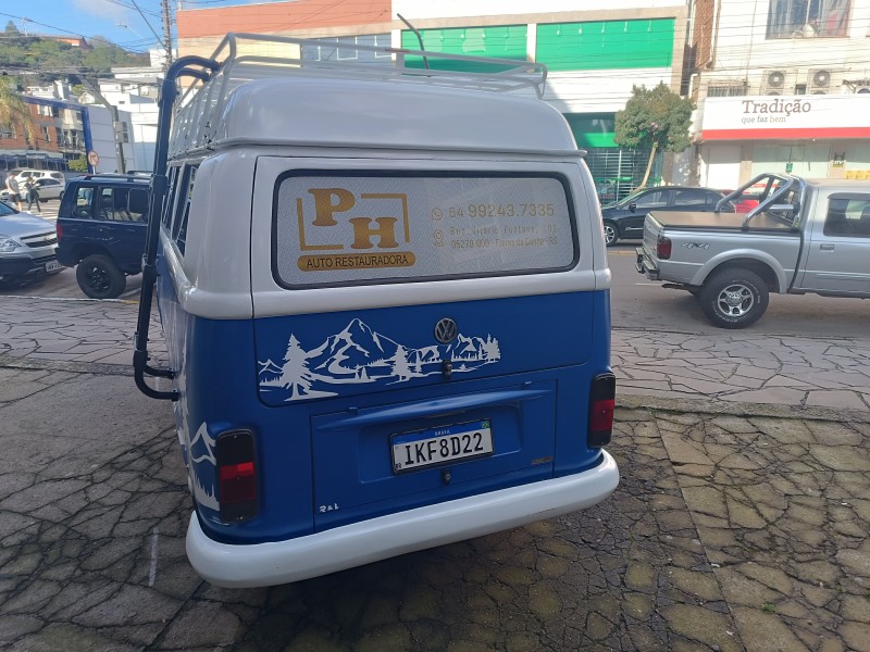 KOMBI 1.6 FURGÃO 8V GASOLINA 3P MANUAL - 2002 - FLORES DA CUNHA