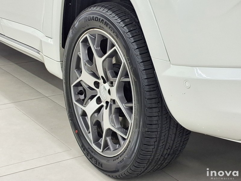 COMMANDER 1.3 OVERLAND T270 16V 4X2 TURBO FLEX 4P AUTOMÁTICO - 2023 - NOVO HAMBURGO