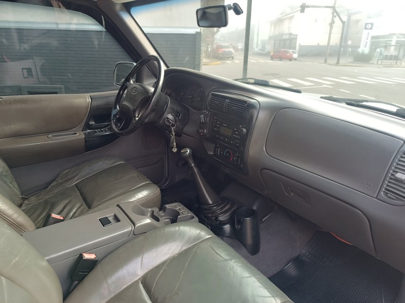 RANGER 2.8 XLT LIMITED 4X4 CD 8V TURBO INTERCOOLER DIESEL 4P MANUAL - 2004 - FLORES DA CUNHA