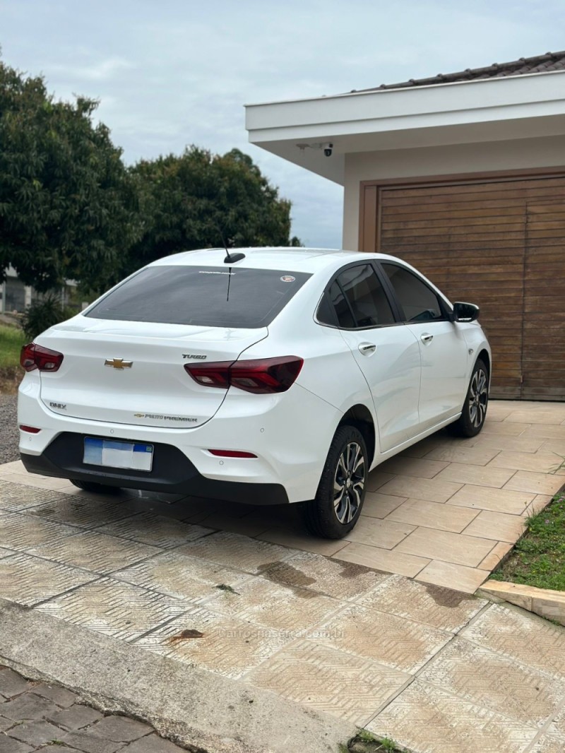 ONIX 1.0	PREMIER PLUS 12V TURBO FLEX 4P AUTOMÁTICO - 2025 - CAXIAS DO SUL