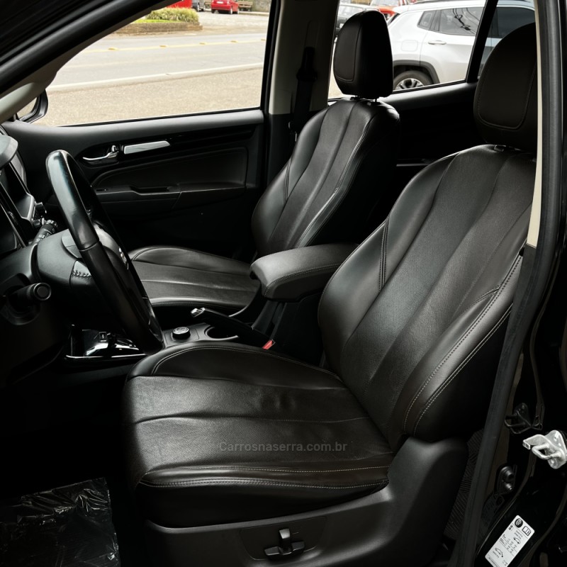 TRAILBLAZER 3.6 LTZ 4X4 V6 GASOLINA 4P AUTOMÁTICO - 2017 - VACARIA