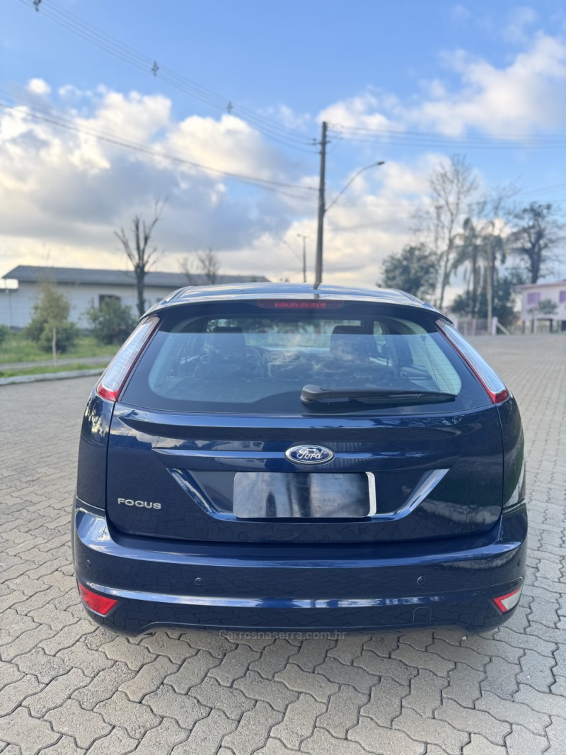 FOCUS 1.6 GLX 8V FLEX 4P MANUAL - 2013 - BENTO GONçALVES