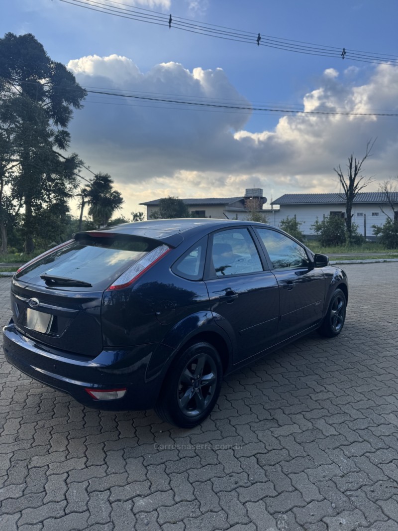 FOCUS 1.6 GLX 8V FLEX 4P MANUAL - 2013 - BENTO GONçALVES