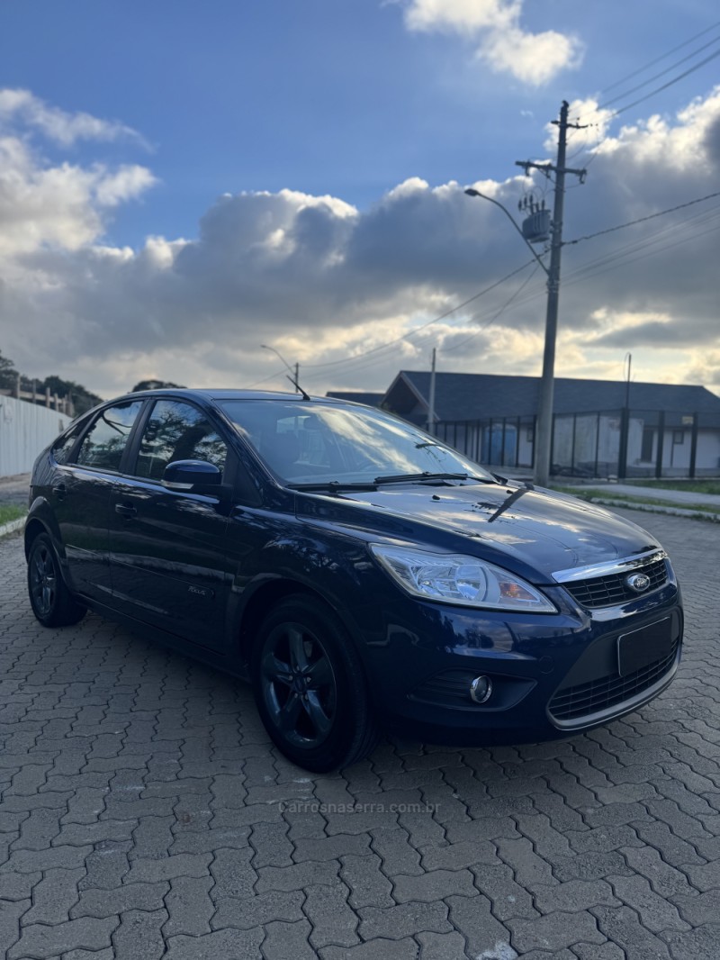 FOCUS 1.6 GLX 8V FLEX 4P MANUAL - 2013 - BENTO GONçALVES