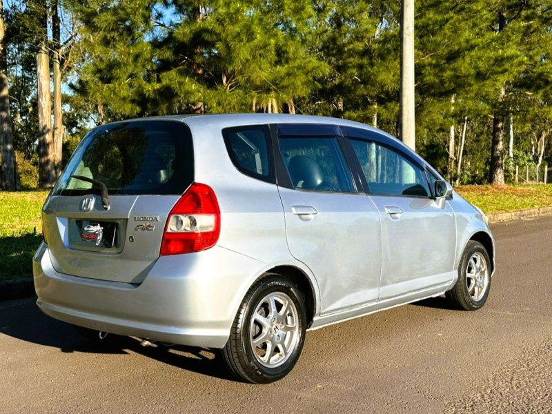 FIT 1.4 LX 8V FLEX 4P MANUAL - 2005 - SãO SEBASTIãO DO CAí