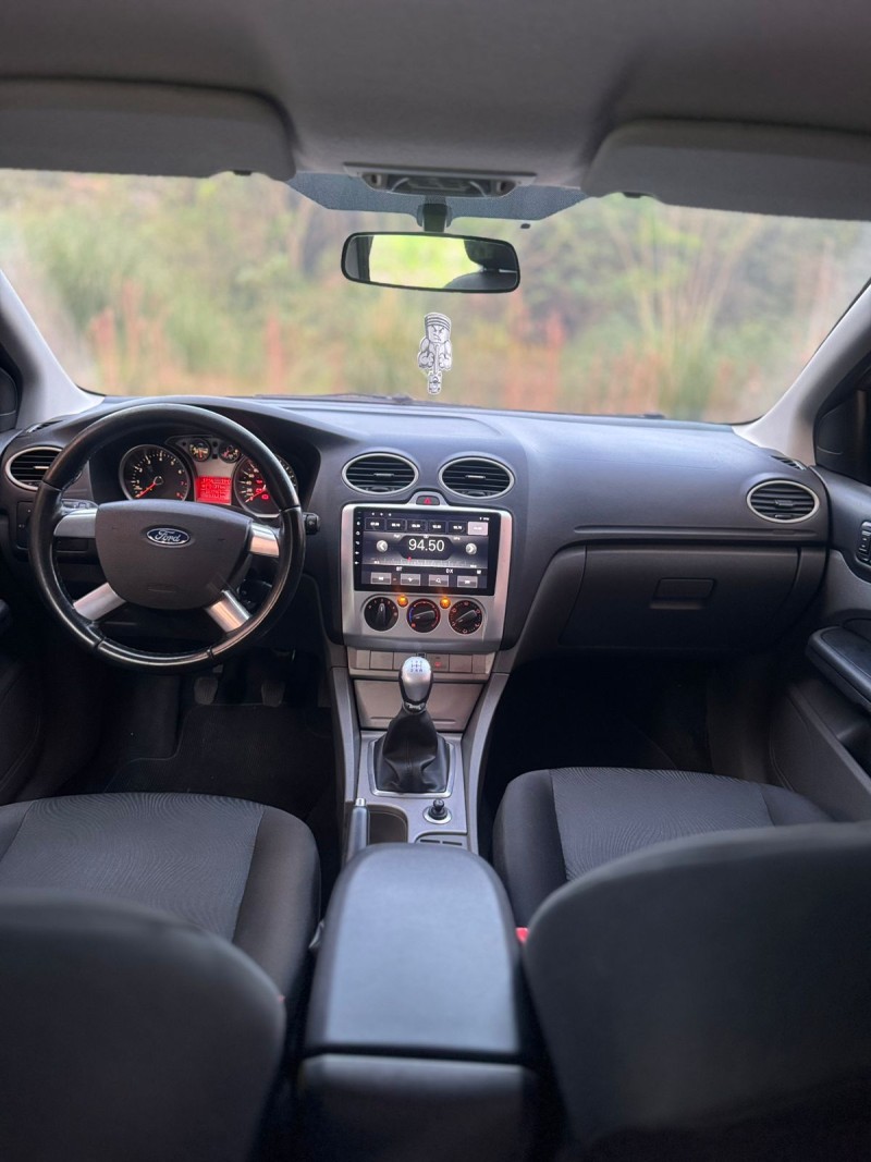 FOCUS 1.6 GLX 16V FLEX 4P MANUAL - 2012 - BENTO GONçALVES