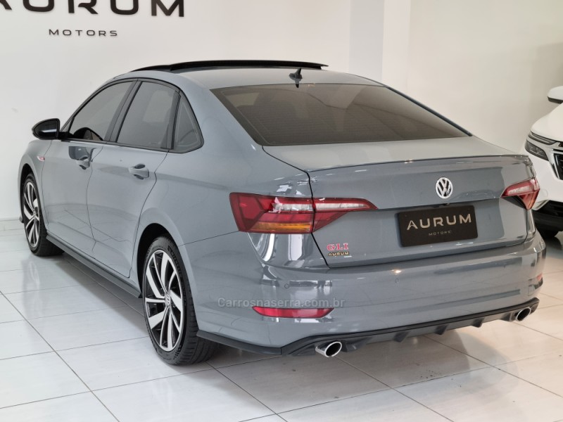 JETTA 2.0 16V TSI GLI 350 GASOLINA 4P AUTOMÁTICO - 2020 - CAXIAS DO SUL