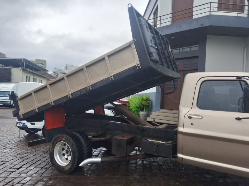 F-4000 4X2 - 1981 - CAXIAS DO SUL