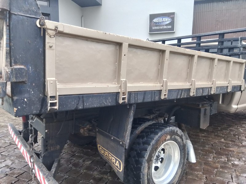 F-4000 4X2 - 1981 - CAXIAS DO SUL