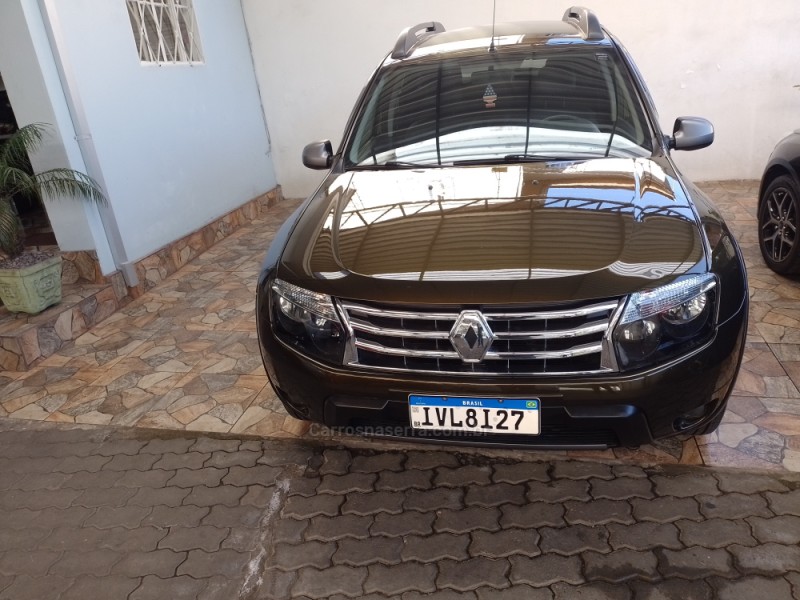 duster 2.0 tech road 4x2 16v flex 4p manual 2014 caxias do sul