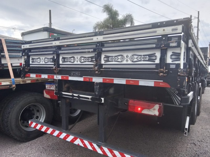 P-310 B 8X2 - 2013 - CAXIAS DO SUL