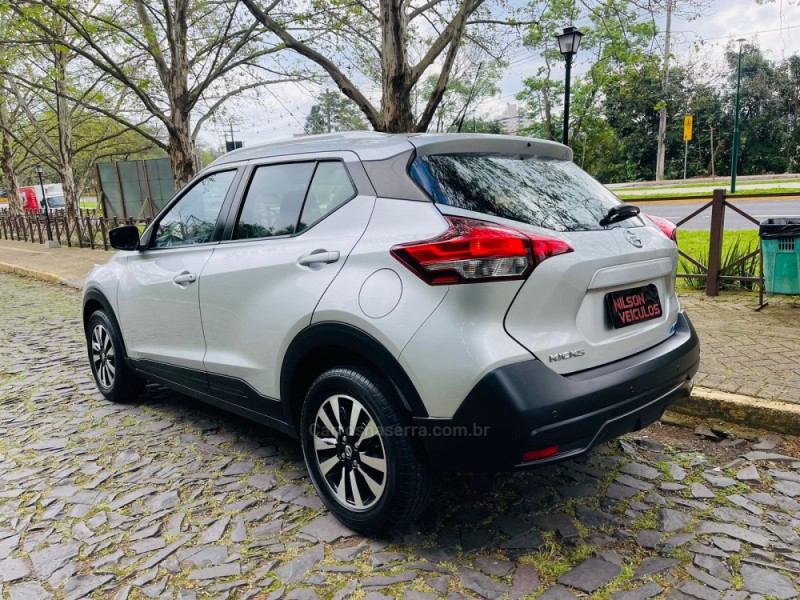 KICKS 1.6 16V FLEX S XTRONIC 4P AUTOMÁTICO - 2018 - NOVO HAMBURGO