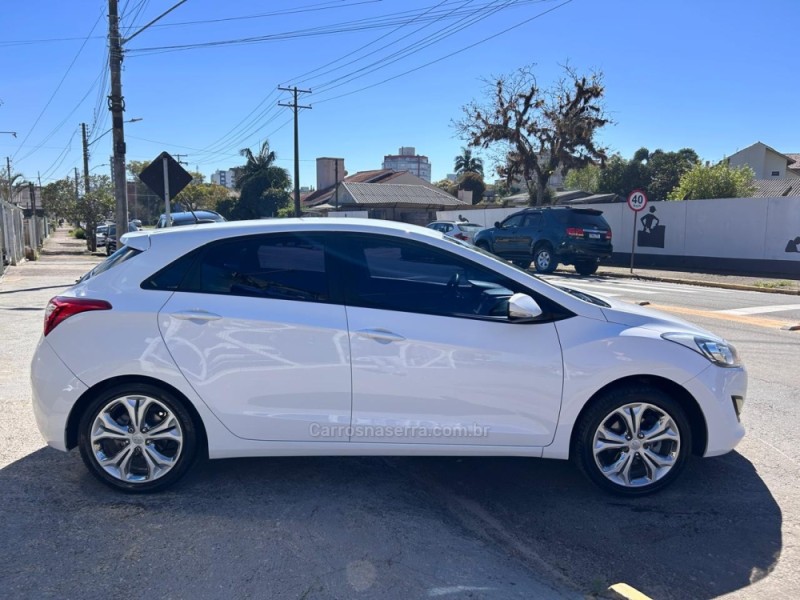 I30 1.8 MPI 16V GASOLINA 4P AUTOMATICO - 2015 - VENâNCIO AIRES