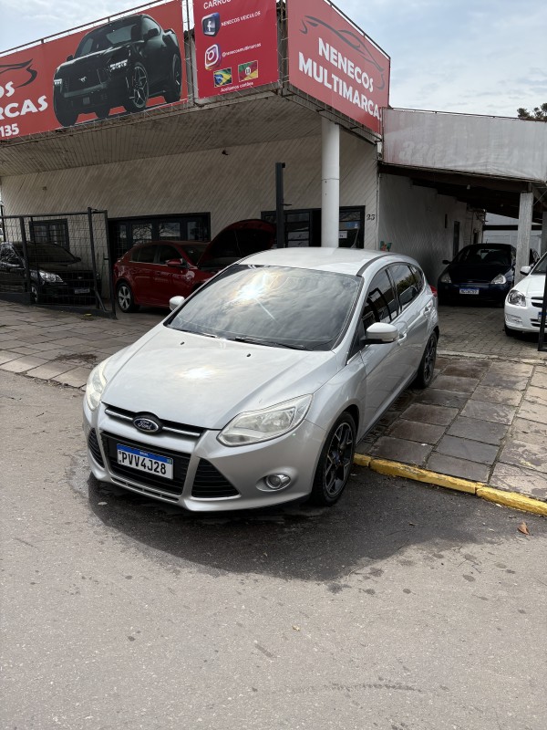 FOCUS 2.0 TITANIUM HATCH 16V FLEX 4P AUTOMÁTICO - 2015 - FARROUPILHA