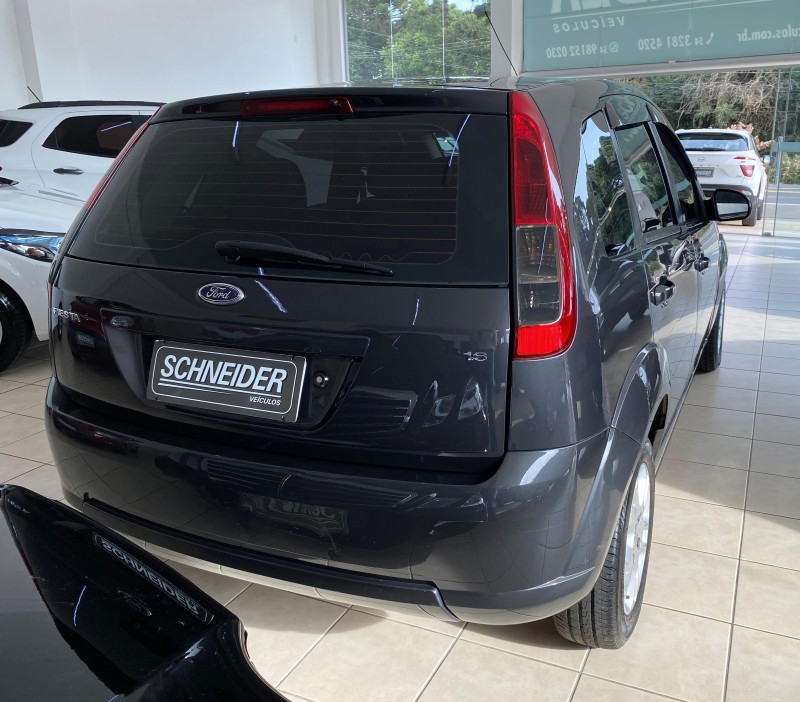 FIESTA 1.6 MPI CLASS HATCH 8V FLEX 4P MANUAL - 2013 - NOVA PETRóPOLIS