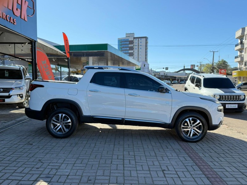 TORO 2.0 16V TURBO DIESEL VOLCANO AT9 4X4 AUTOMÁTICO - 2017 - LAGOA VERMELHA