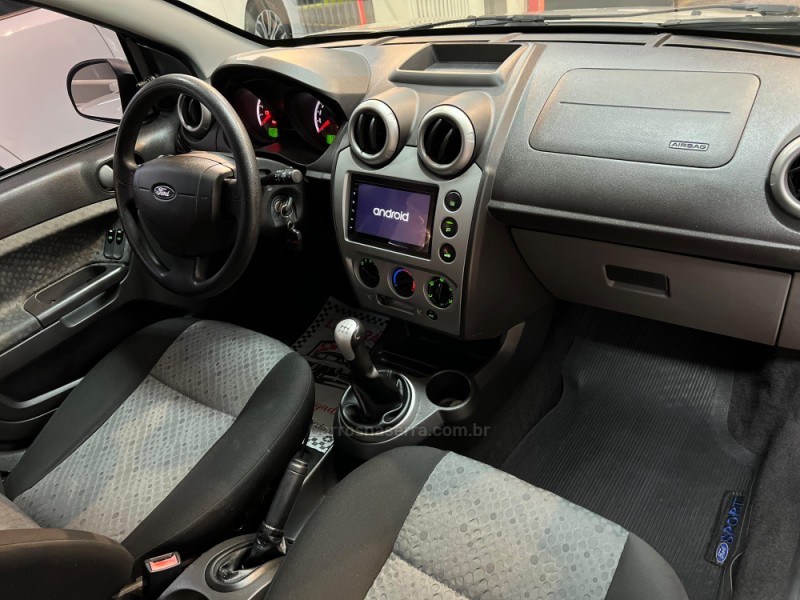 FIESTA 1.6 ROCAM HATCH 8V FLEX 4P MANUAL - 2012 - CAXIAS DO SUL