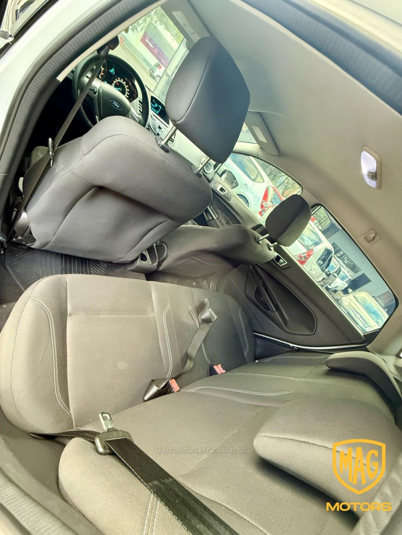 FIESTA 1.6 MPI HATCH 8V FLEX 4P MANUAL - 2015 - CAXIAS DO SUL
