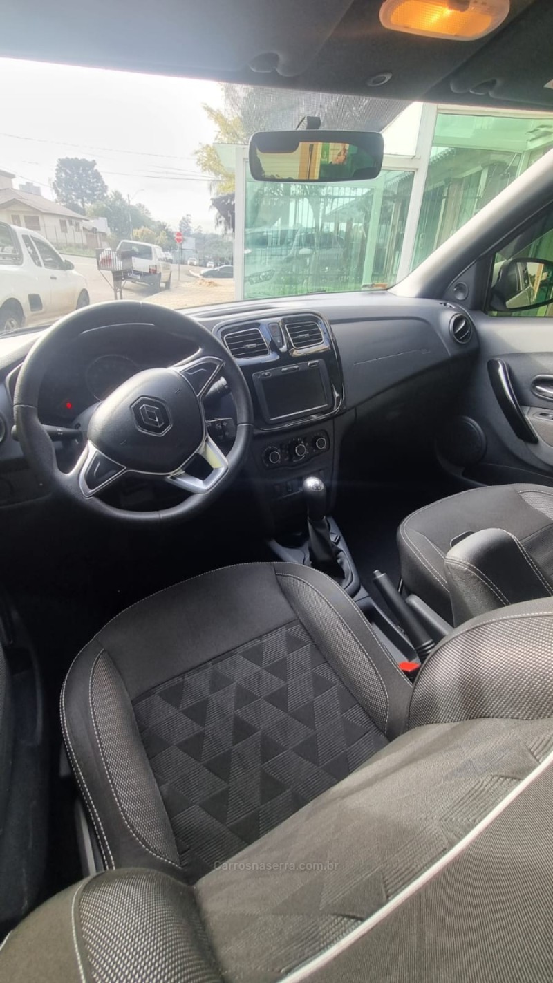 SANDERO 1.0 ZEN 12V FLEX 4P MANUAL - 2020 - PASSO FUNDO
