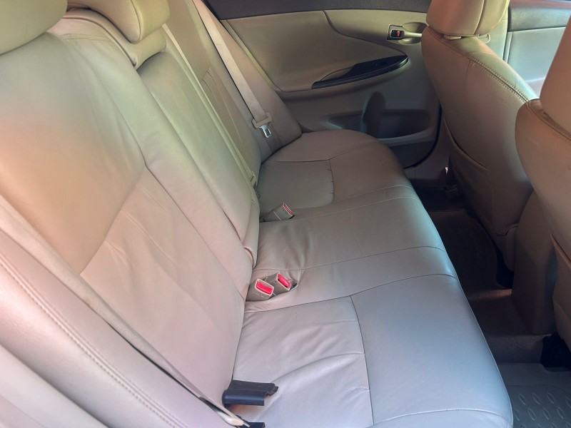 COROLLA 2.0 ALTIS 16V FLEX 4P AUTOMÁTICO - 2011 - TRêS COROAS