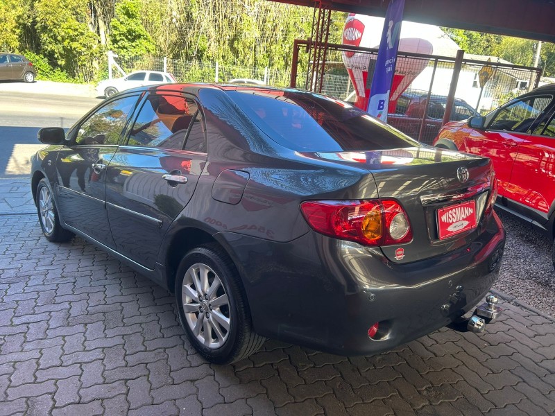 COROLLA 2.0 ALTIS 16V FLEX 4P AUTOMÁTICO - 2011 - TRêS COROAS