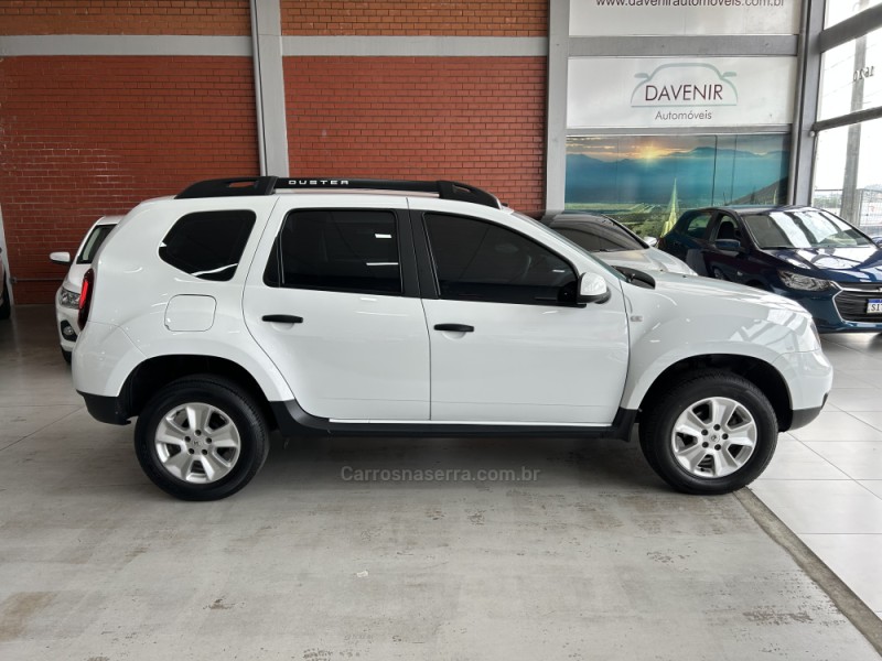DUSTER 1.6 EXPRESSION 4X2 16V FLEX 4P AUTOMÁTICO - 2020 - TAQUARA