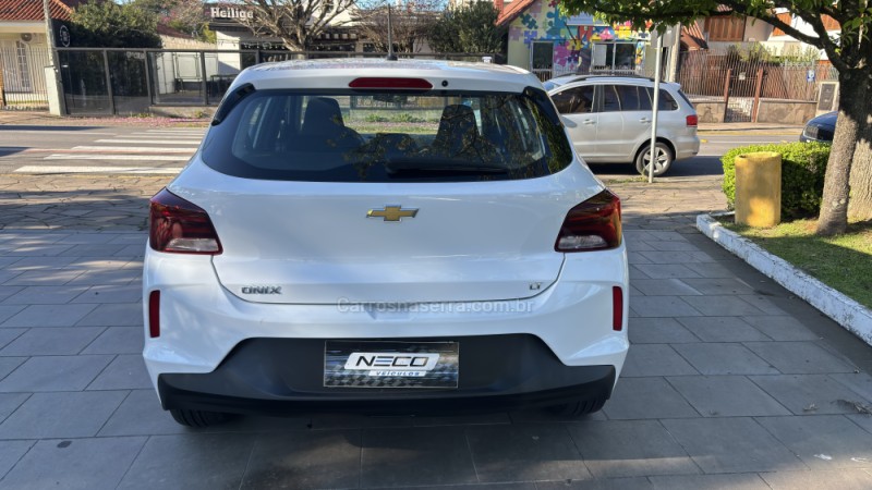 ONIX 1.0 LT 12V FLEX 4P MANUAL - 2023 - BENTO GONçALVES