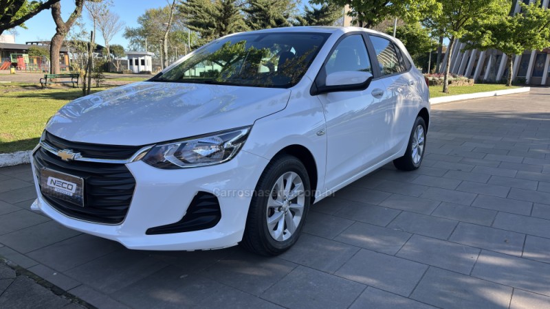 ONIX 1.0 LT 12V FLEX 4P MANUAL - 2023 - BENTO GONçALVES