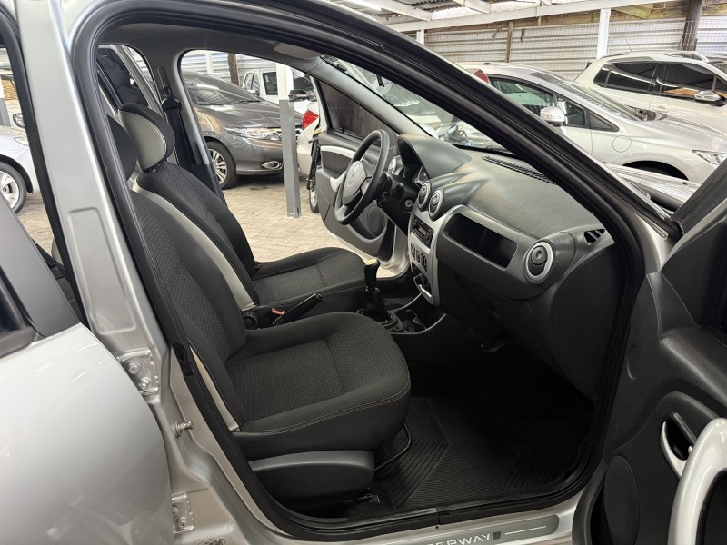 SANDERO 1.6 STEPWAY 16V FLEX 4P MANUAL - 2010 - CAXIAS DO SUL
