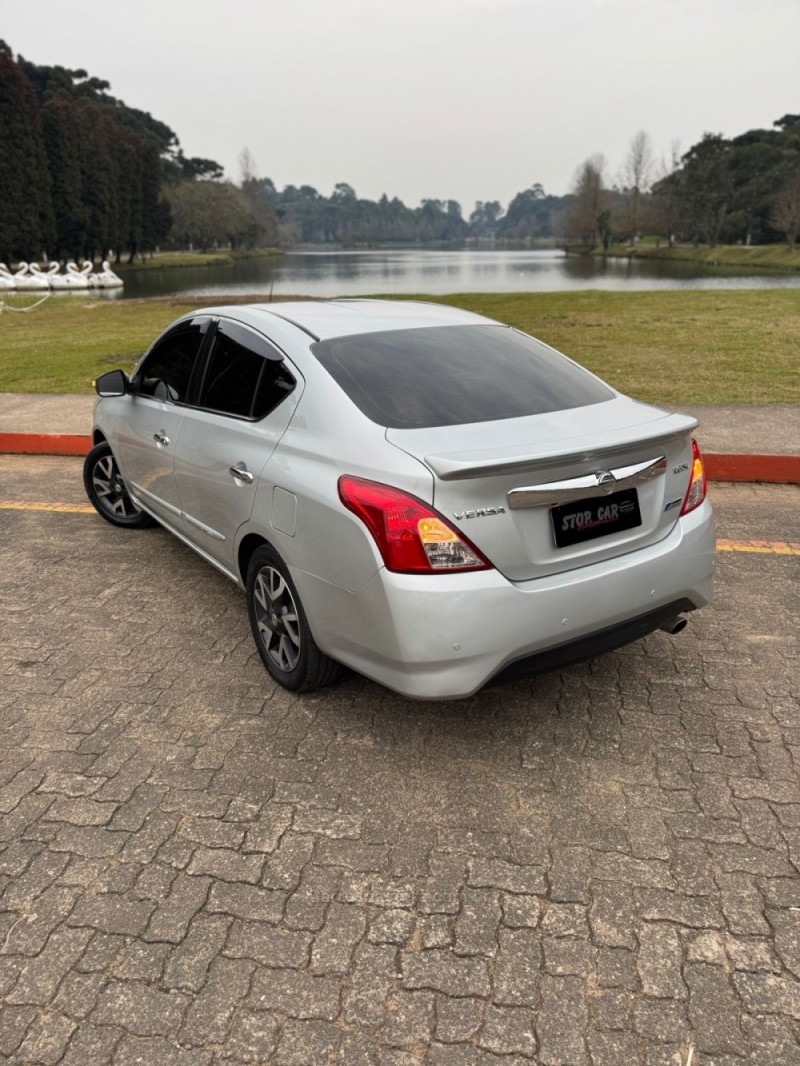 VERSA 1.6 16V FLEX UNIQUE 4P XTRONIC - 2017 - SãO FRANCISCO DE PAULA