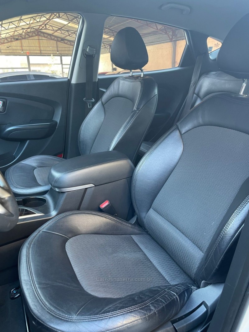 IX35 2.0 MPFI GLS 16V FLEX 4P AUTOMÁTICO - 2014 - NOVO HAMBURGO