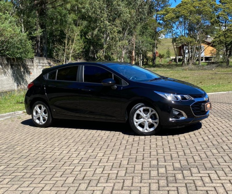 CRUZE 