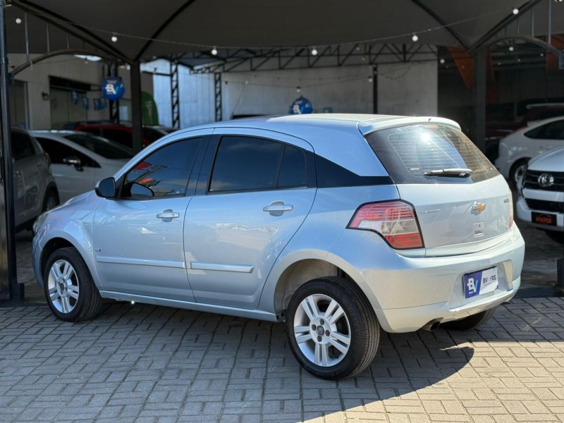 AGILE 1.4 MPFI LTZ 8V FLEX 4P MANUAL - 2011 - LAGOA VERMELHA
