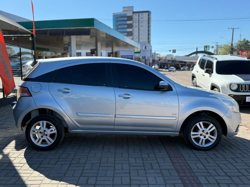 AGILE 1.4 MPFI LTZ 8V FLEX 4P MANUAL - 2011 - LAGOA VERMELHA