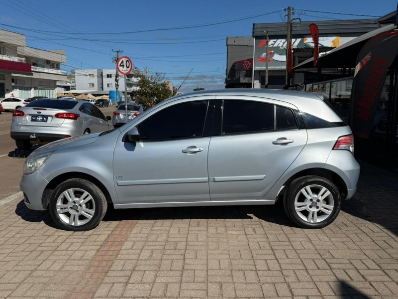 AGILE 1.4 MPFI LTZ 8V FLEX 4P MANUAL - 2011 - LAGOA VERMELHA