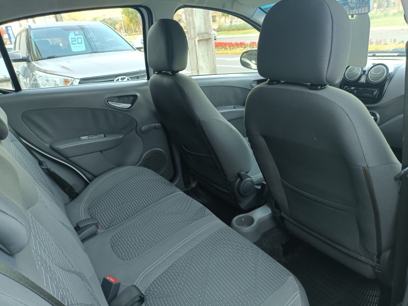 PALIO 1.0 MPI ATTRACTIVE 8V FLEX 4P MANUAL - 2015 - BOM PRINCíPIO